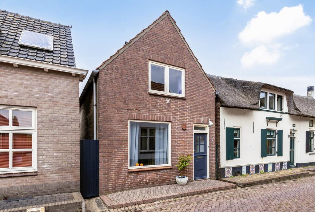 ZL100305-3661-Veerstraat-11,-Heerewaarden-141879040